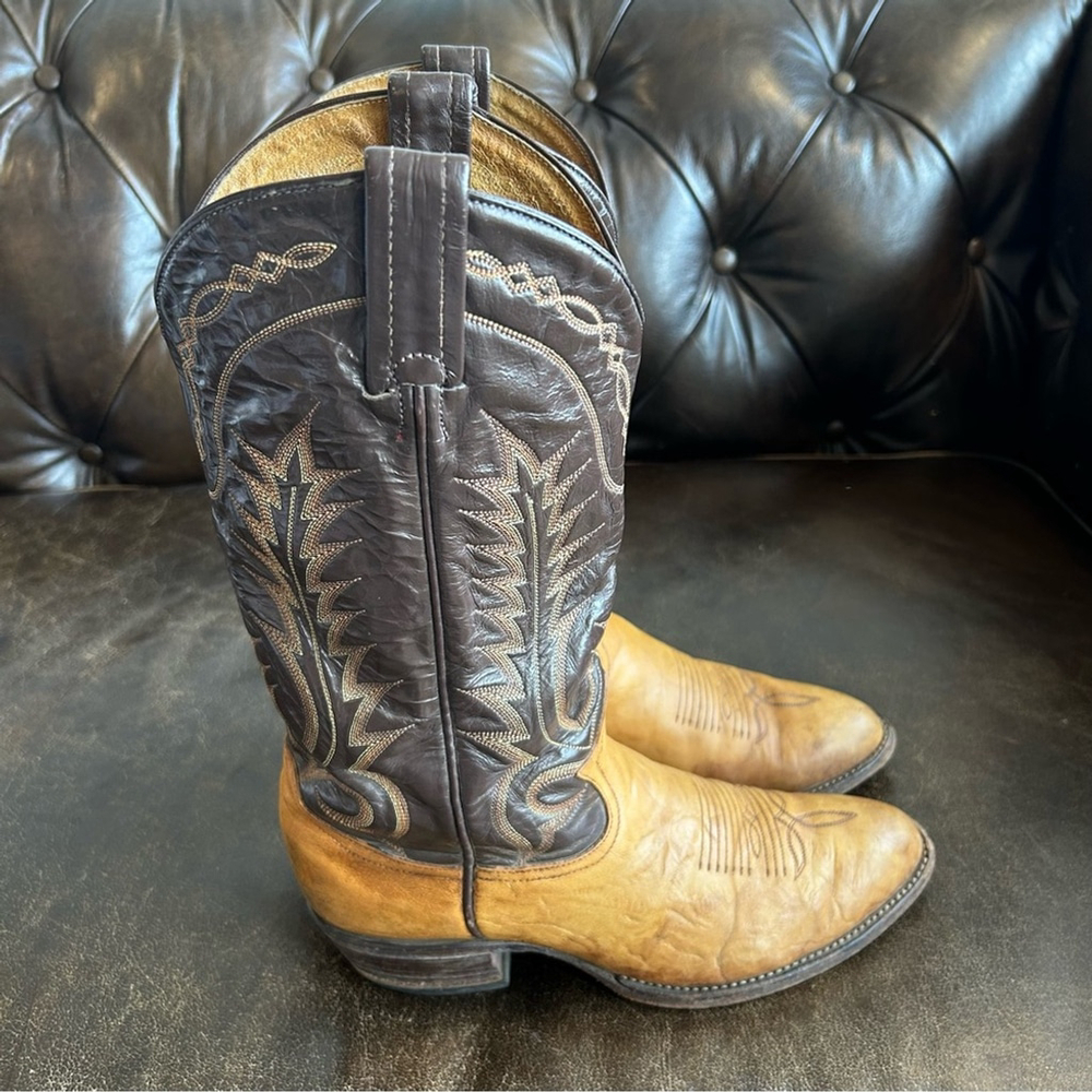 Tony Lama Men’s Brown and Tan Cowboy size 7.5D (Standard Width)